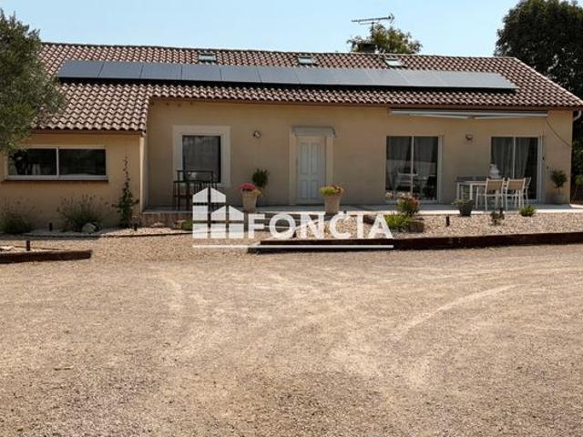 Le Montat, belle maison de 6 pieces, environ 134m2, sur une parcelle d'environ 2855 m2