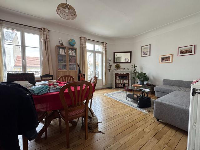 LE MONARCHISTE Location Appartement tours: 50.63 m2