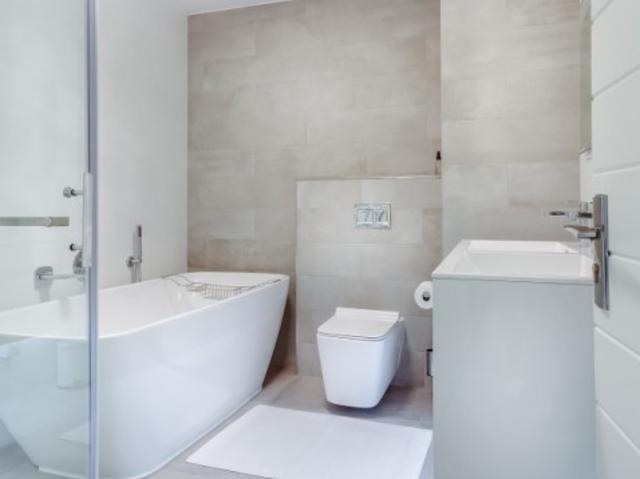 LE MOLIERE 92500