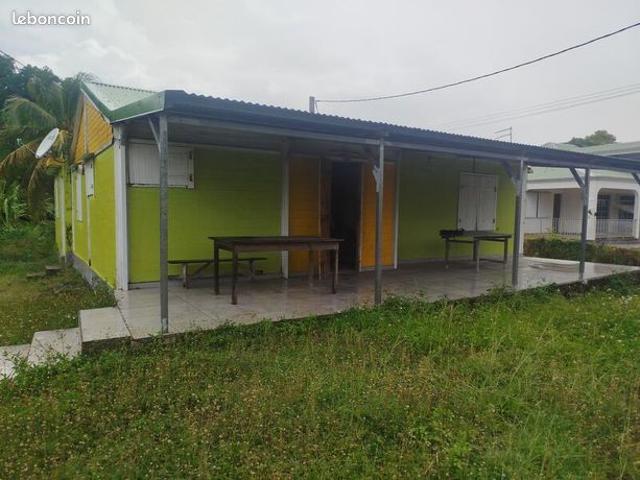 LE MOULE maison 3 chambres 120m2 SHOB terrain 400m2 135000