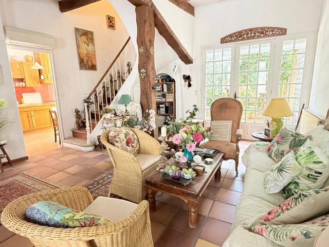 LE MOURILLON MAISON AVEC JARDIN 5 PIECES 105 m2 + Cave et Atelier