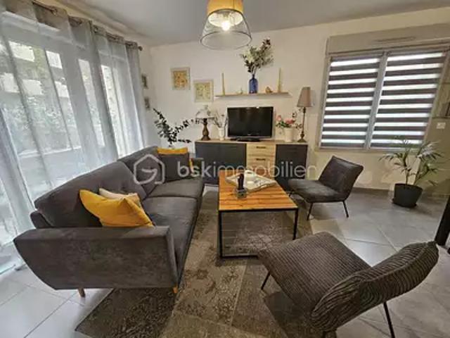 Le Muy 83490 Achat / Vente appartement 4 pièces t4 piscine terrasse