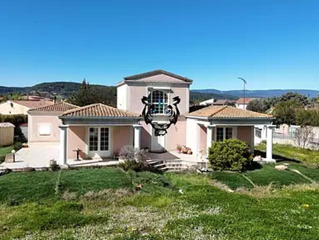Le Muy 83490 Achat / Vente maison 4 pièces t4 au dernier étage terrasse