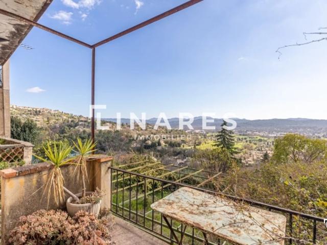 LE PANORAMIQUE Maison de ville T7 de 267m2 Jardin 83440 Callian VAR