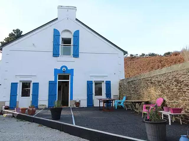 Le Palais 56360 Achat / Vente maison 7 pièces t7 au dernier étage