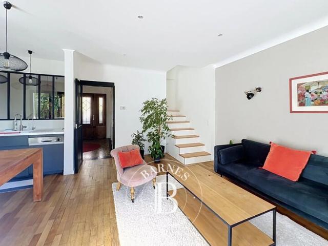 Le Pecq, Appartement 3 Chambres 86 m² en location