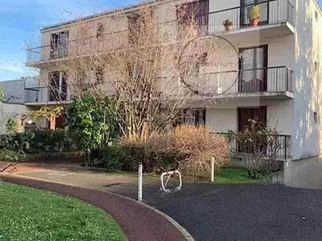 Le Perreux sur Marne 94170 Achat / Vente appartement 1 pièce t1 au dernier étage