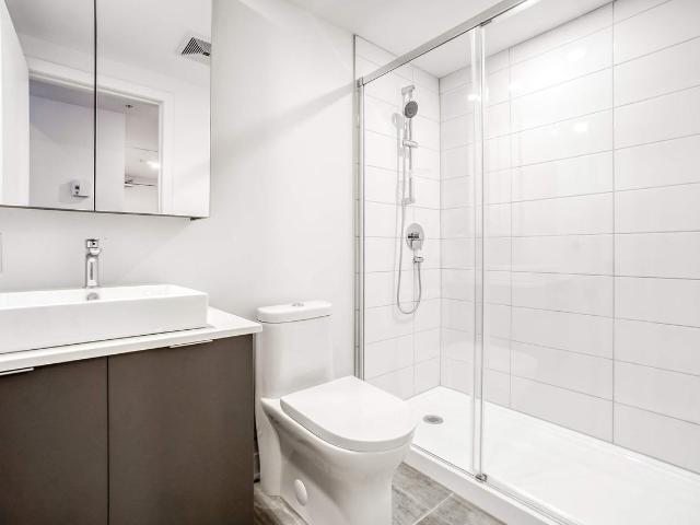 Le Petit Laurent 1 Bedroom Apartment for Rent at 1424 Boul Saint Laurent, Montréal, QC H2X 2S7 Quartier Ville Marie