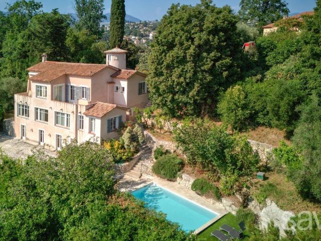 Le Petit Mas, bien rare avec fort potentiel. 250m² Villeneuve Loubet