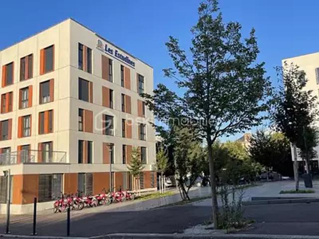 Le Petit Quevilly 76140 Achat / Vente appartement 1 pièce t1 au dernier étage