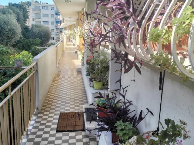 LE PIOL PARC IMPERIAL 3P + Cave: 269 000EUR