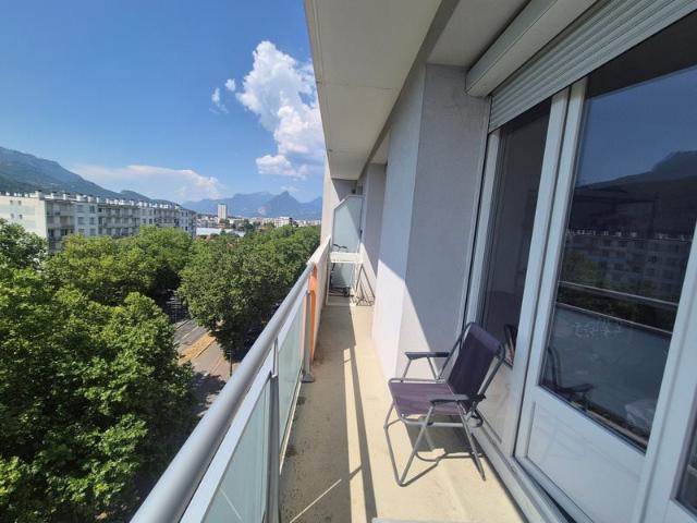 Le Pont De Claix – Vendu Loué T4 Traversant – Vue Montagnes. 66m² Le Pont de Claix