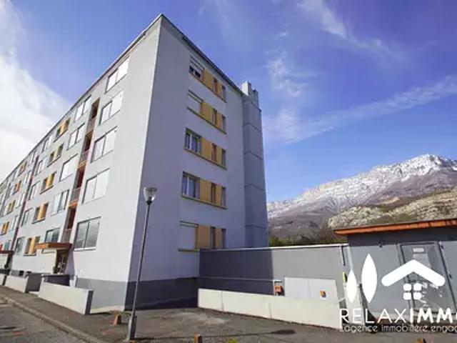 Le Pont de Claix 38800 Achat / Vente appartement 3 pièces t3 au dernier étage