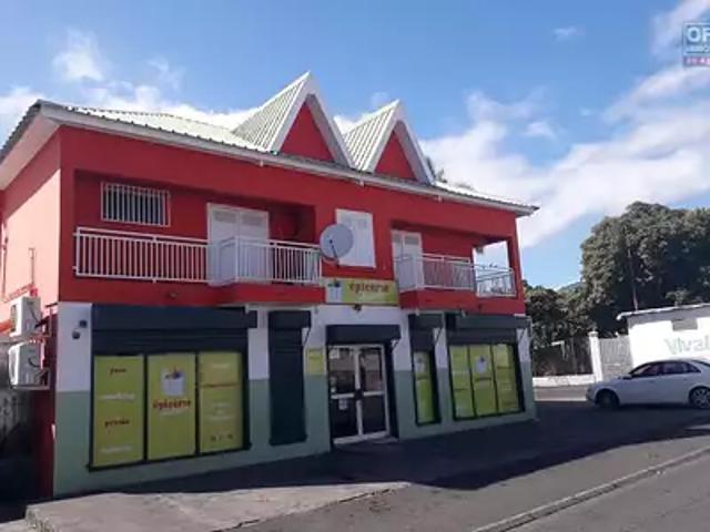 Le Port 97420 Location appartement 4 pièces t4 parking