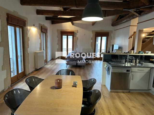 Le Pouget, appartement F4 de type Loft meublée, 2è étage, su