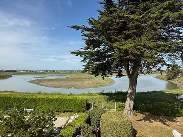 Le Pouliguen 44510 Achat / Vente maison 6 pièces t6 au dernier étage terrasse