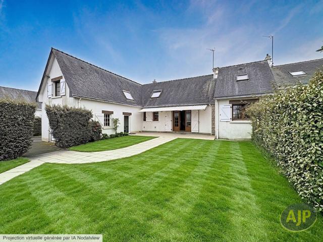 Le Pouliguen maison 136m² T2 28M²/ 3 GARAGES