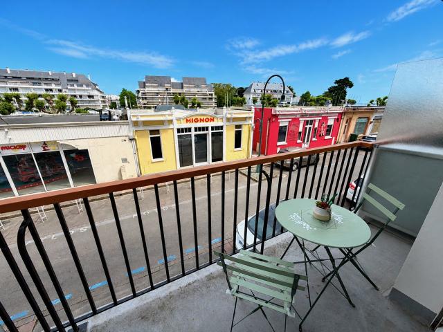 LE POULIGUEN PORT STUDIO