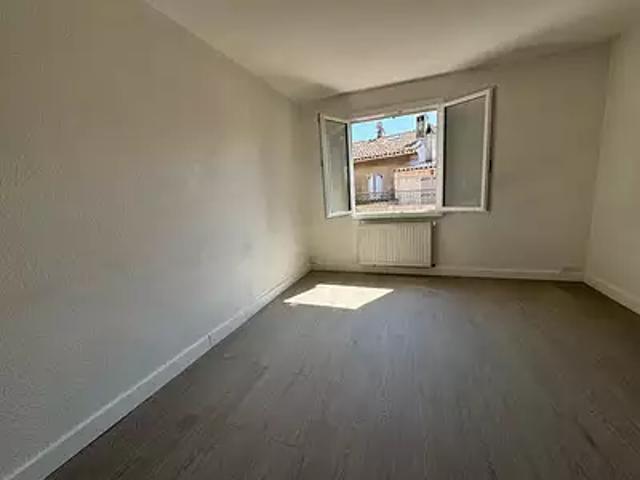 Le Plan de la Tour 83120 Achat / Vente appartement 3 pièces t3