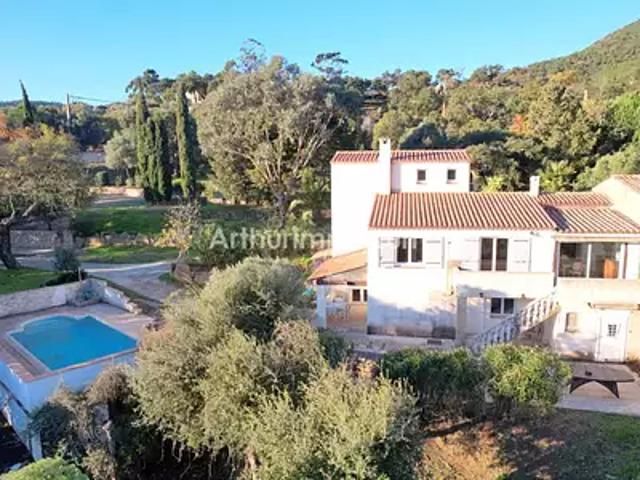 Le Plan de la Tour 83120 Achat / Vente maison 6 pièces t6 cave