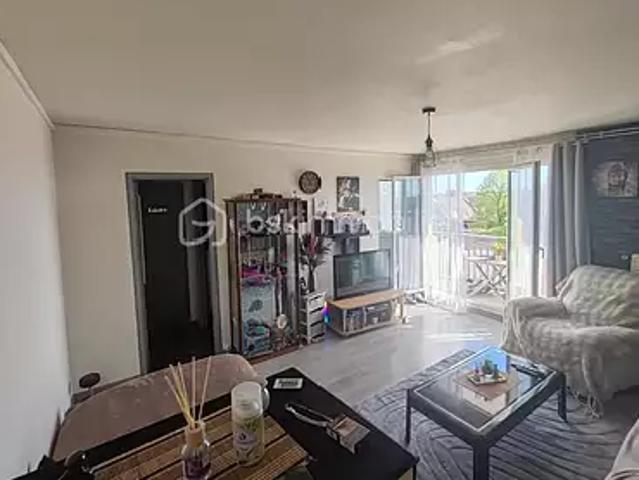 Le Plessis Belleville 60330 Achat / Vente appartement 1 pièce t1 cave balcon