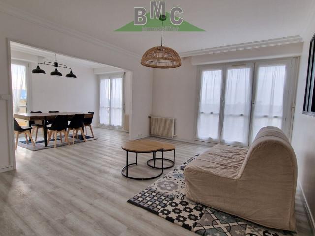 LE PLESSIS BOUCHARD DERNIER ETAGE