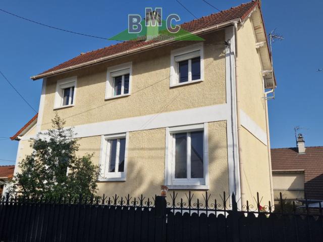 LE PLESSIS BOUCHARD 8' GARE