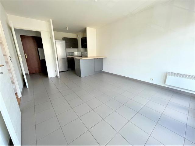 LE PLESSIS PATE 2 pièce s 39.42 m2