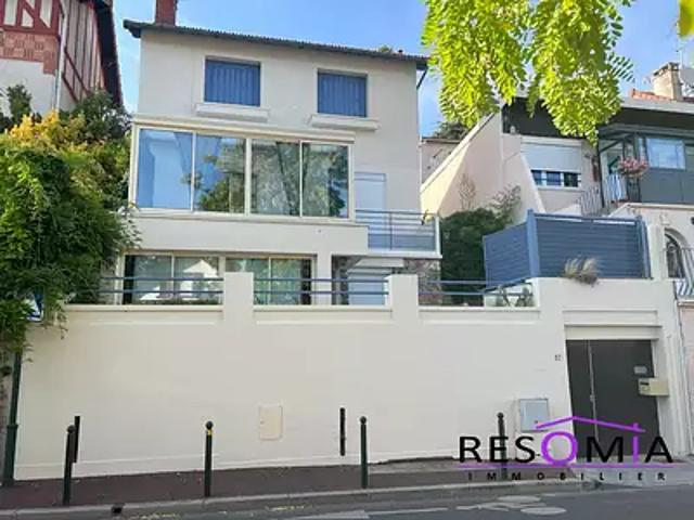 Le Plessis Robinson 92350 Achat / Vente maison 7 pièces t7 au dernier étage