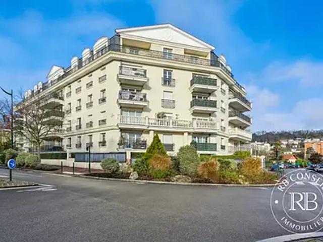 Le Plessis Robinson 92350 Achat / Vente appartement 2 pièces t2 parking
