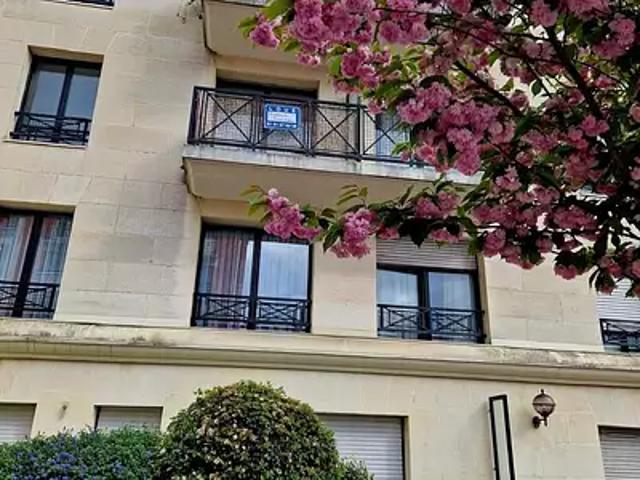 Le Plessis Robinson 92350 Location appartement 1 pièce t1