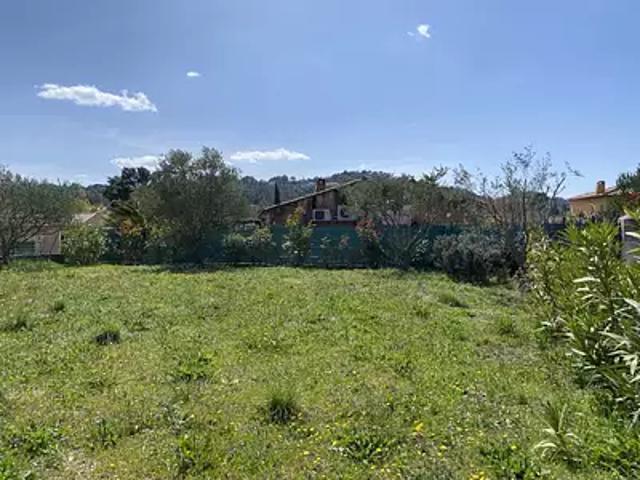 Le Pradet 83220 Programme neuf terrain neuf à vendre