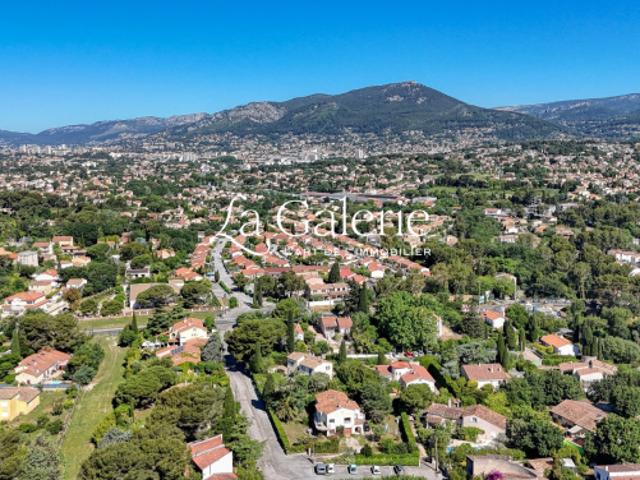 Le Pradet Villa avec piscine et mer à pieds