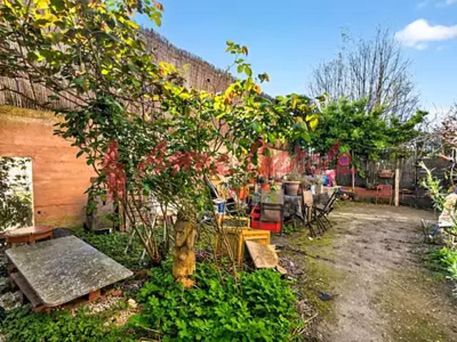 Le Pré Saint Gervais 93310 Achat / Vente appartement 2 pièces t2 au dernier étage