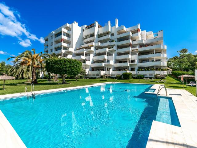 Le presentamos una oportunidad excepcional para adquirir un. 192m² San Pedro de Alcántara