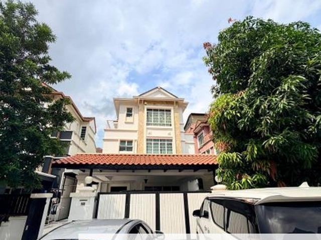 Le Putra Avenue