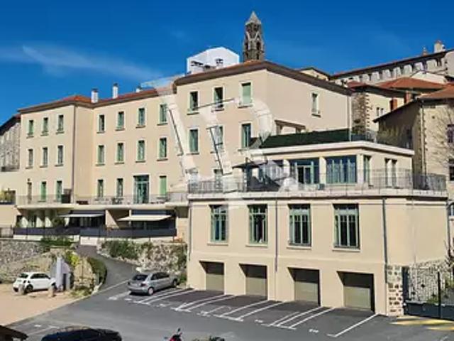 Le Puy en Velay 43000 Location appartement 2 pièces t2 parking
