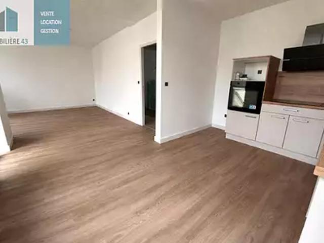 Le Puy en Velay 43000 Location appartement 4 pièces t4 terrasse