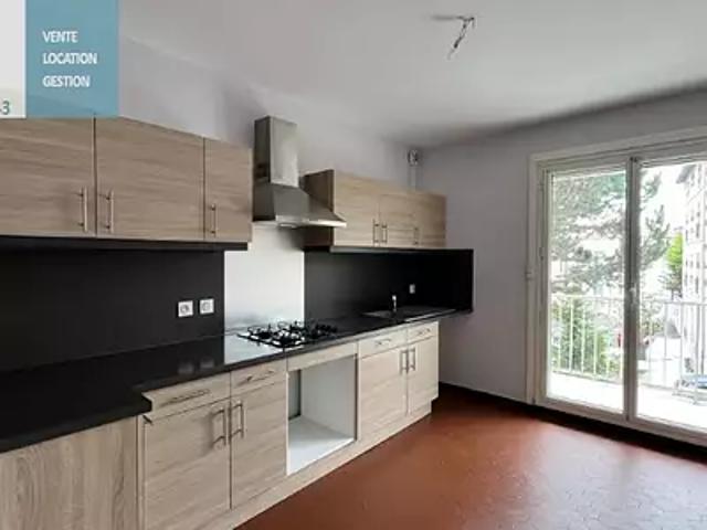 Le Puy en Velay 43000 Location appartement 4 pièces t4 terrasse cave
