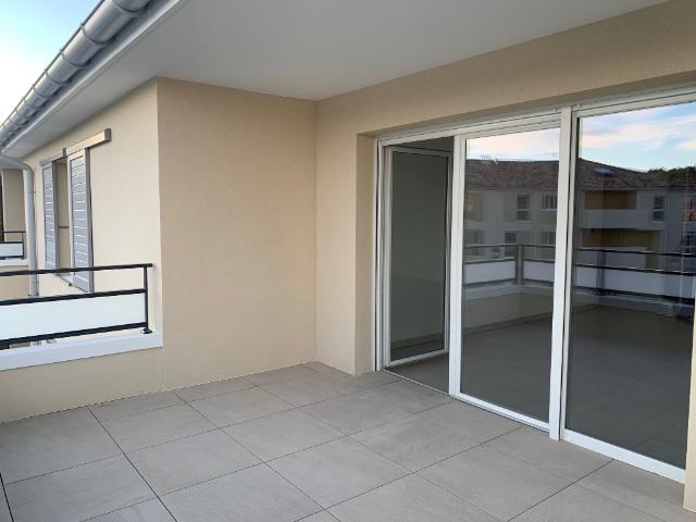 Le Puy Sainte Réparade Location Appartement 13