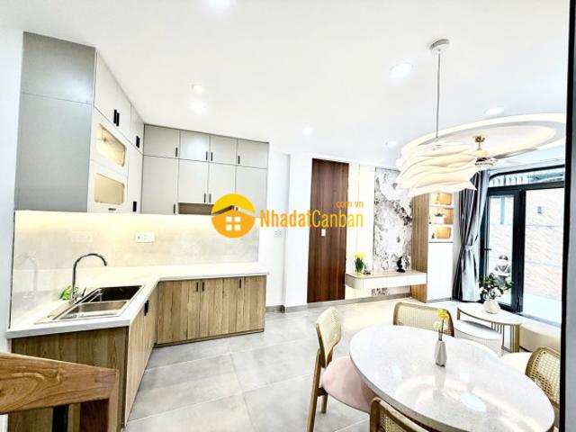 Lê quang định, hẻm xe hơi, chủ thiện chí
