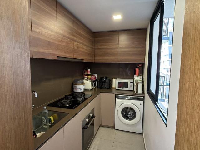 Le Quest Condominium For Sale, $1,550,000, 3 Bed 2 Bath 936 sqft $1,656.00 psf