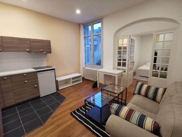 LE RADIEUX Location Appartement tours: 28.97 m2