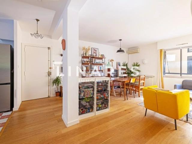LE RAFFINÉ Appartement T4 de 79m² Cave Parking en sus 13007 BOMPARD