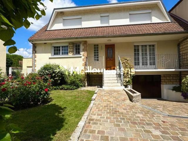 Le Raincy! Maison familiale 4 chambres sur + de 475 m² de terrain