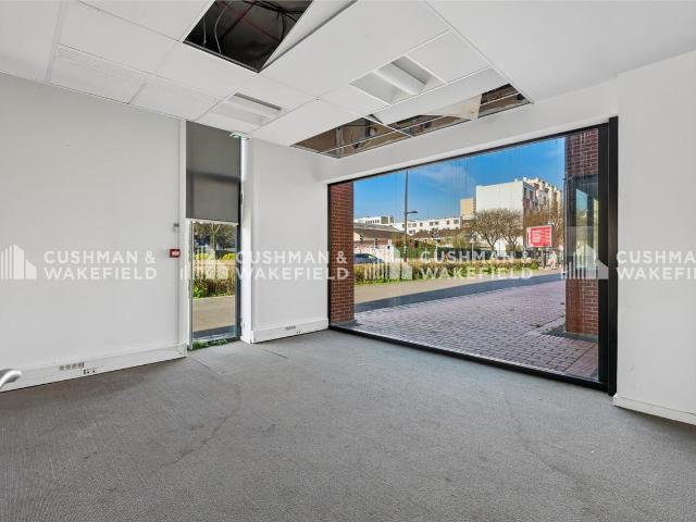 Vente bureaux Ivry sur Seine Métro ligne 7 et RER C