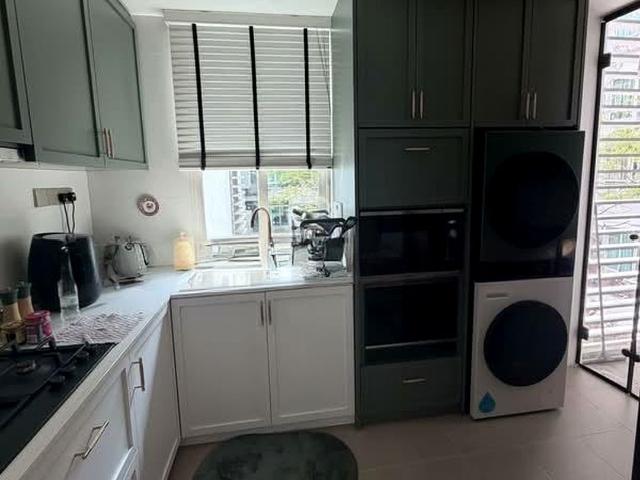 Le Reve D14, Condominium