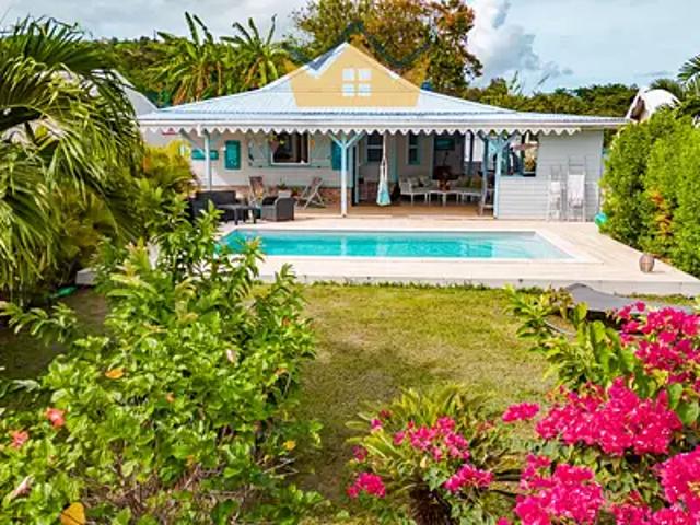Le Robert 97231 Achat / Vente maison 4 pièces t4 piscine terrasse