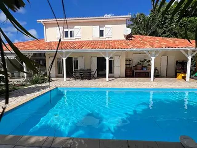 Le Robert 97231 Achat / Vente maison 6 pièces t6 piscine