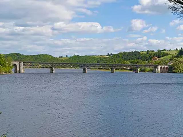 Le Rouget Pers 15290 Programme neuf terrain neuf à vendre